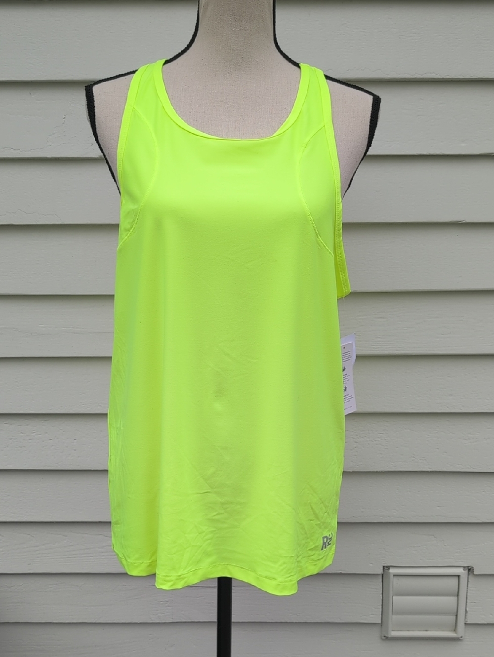 NWT Reaction Kenneth Cole Racerback Performance Tank Top